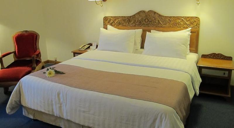 Hotel Mutiara Malioboro 요그야카르타 외부 사진