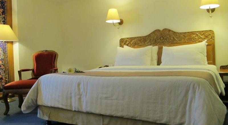 Hotel Mutiara Malioboro 요그야카르타 외부 사진