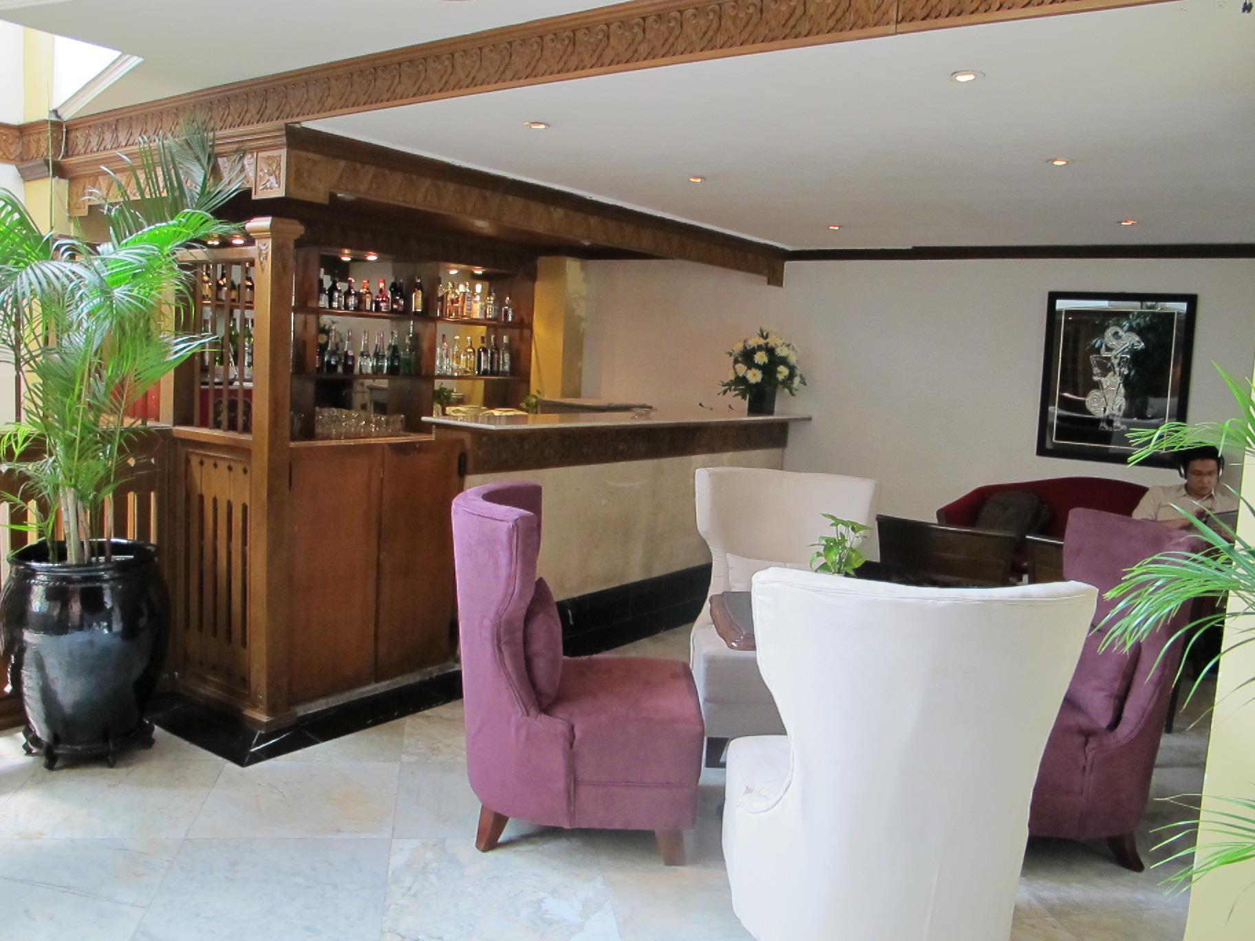 Hotel Mutiara Malioboro 요그야카르타 외부 사진