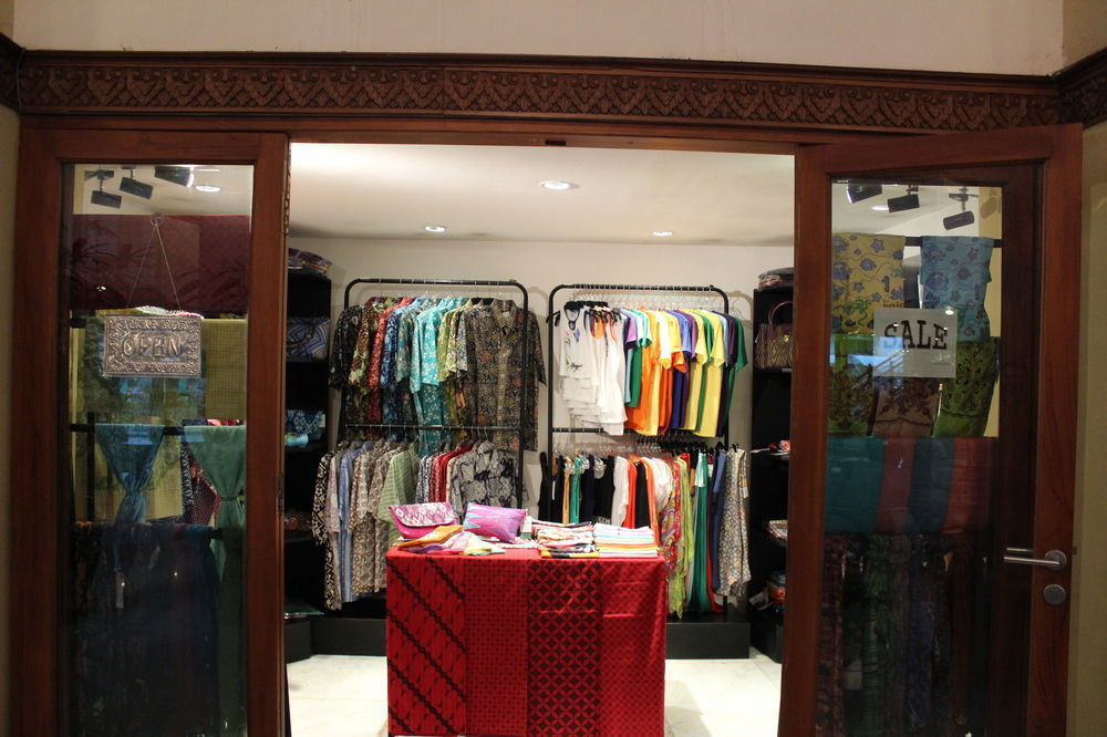 Hotel Mutiara Malioboro 요그야카르타 외부 사진