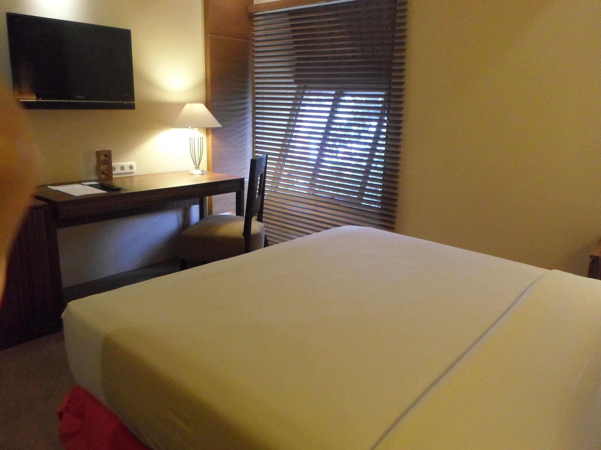 Hotel Mutiara Malioboro 요그야카르타 외부 사진