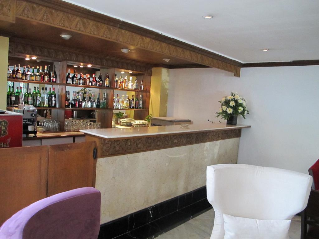 Hotel Mutiara Malioboro 요그야카르타 외부 사진